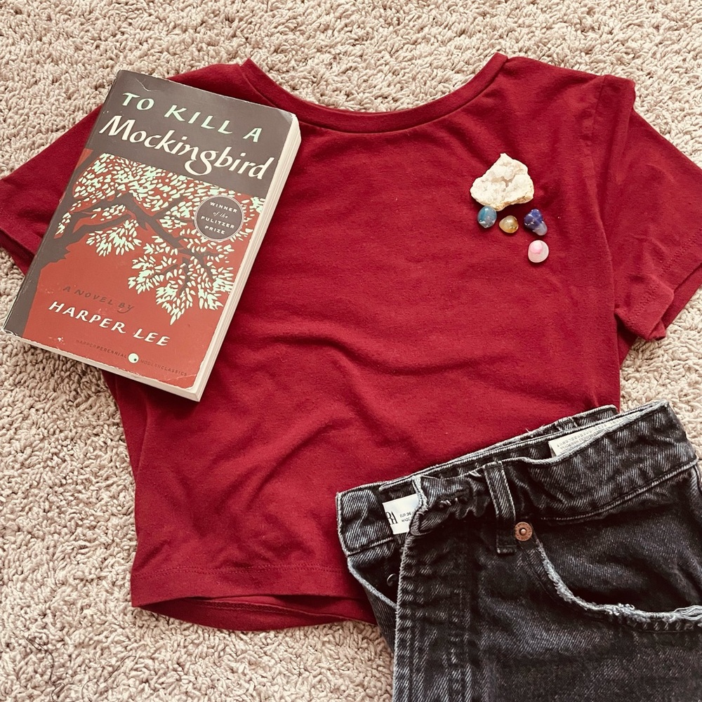 cropped red bby t 💌